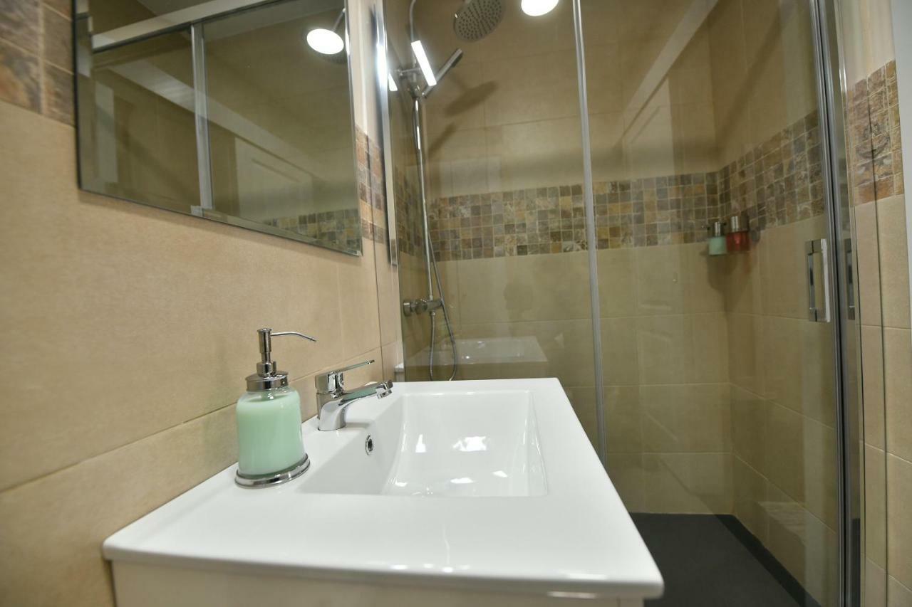 Apartamento Arenal Sevilla Eksteriør billede